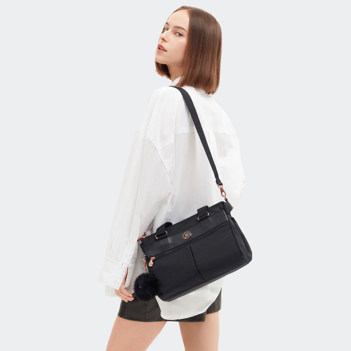 Black Handbag X6064