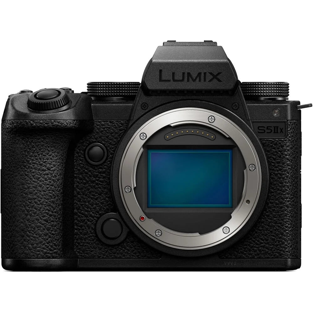 Mirrorless Camera with 16-35mm f/4 Lens, 64GB Memory Card, Filter Kit, Battery, Bag Y134