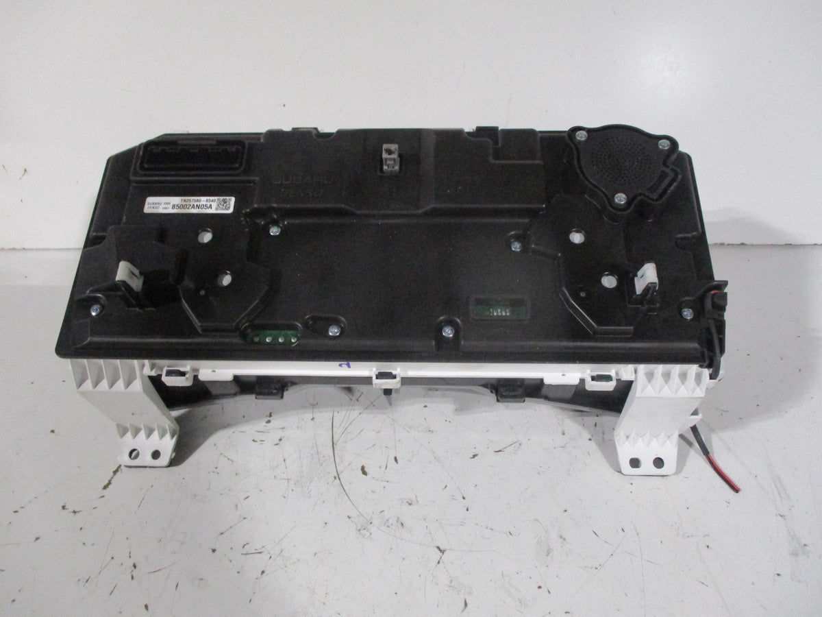 Pre-Owned Subaru Outback Speedometer Head Cluster 48k D263973