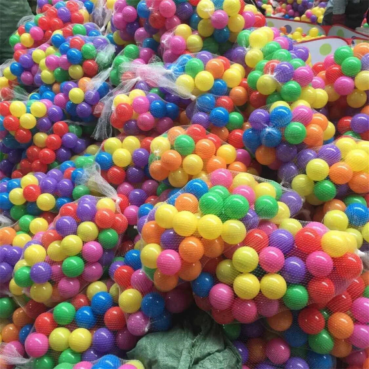 100PCS 5.5cm Colorful Soft Plastic Ocean Balls M27574