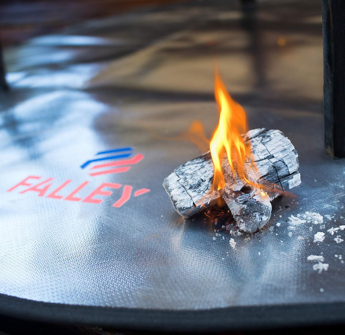 Fireproof Heat Resistant Round Portable Folding Fire Pit Mat Protector Pack of 2 L421