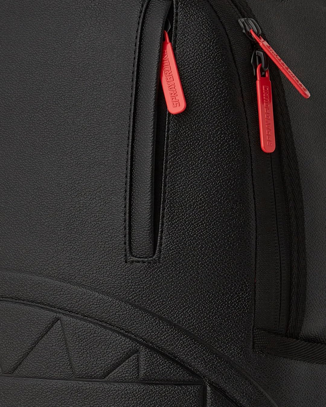 Shadow Smash Bite Backpack D47502