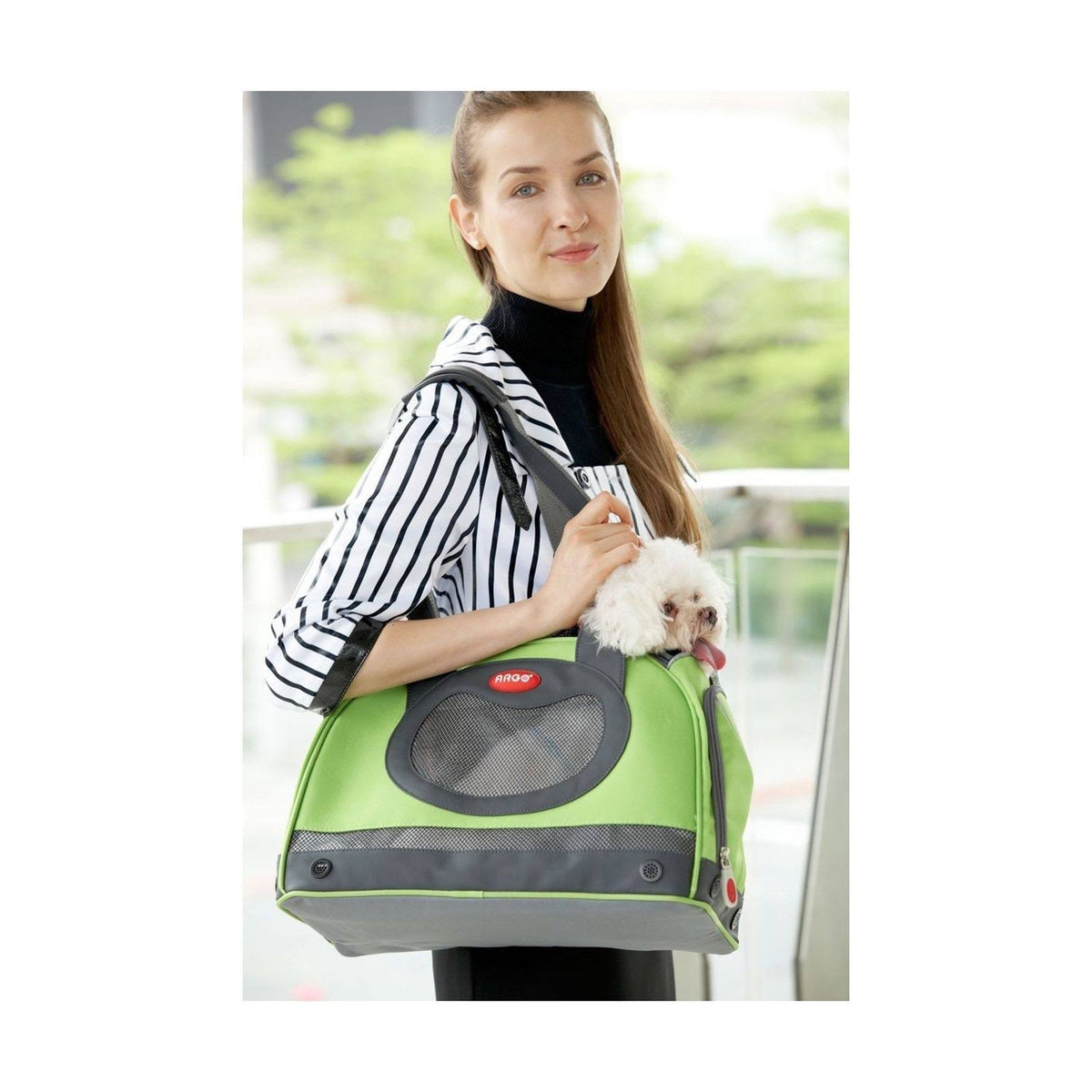 Green Pet Carrier Y77281