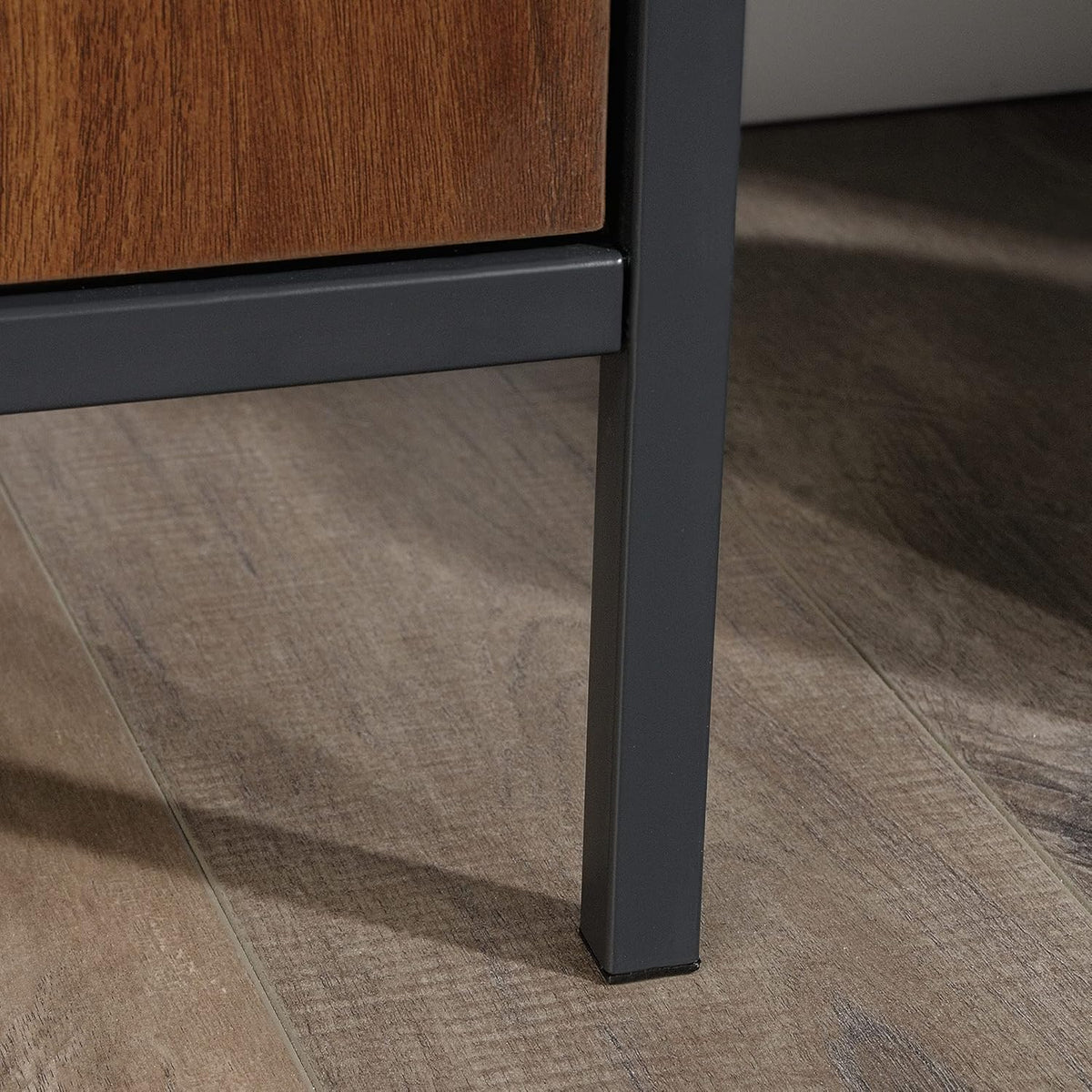 Bookcase with Doors V68118