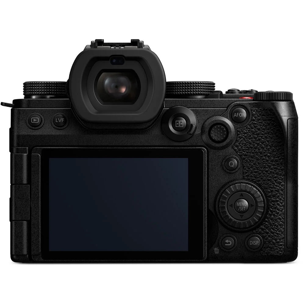 Mirrorless Camera with 16-35mm f/4 Lens, 64GB Memory Card, Filter Kit, Battery, Bag Y134