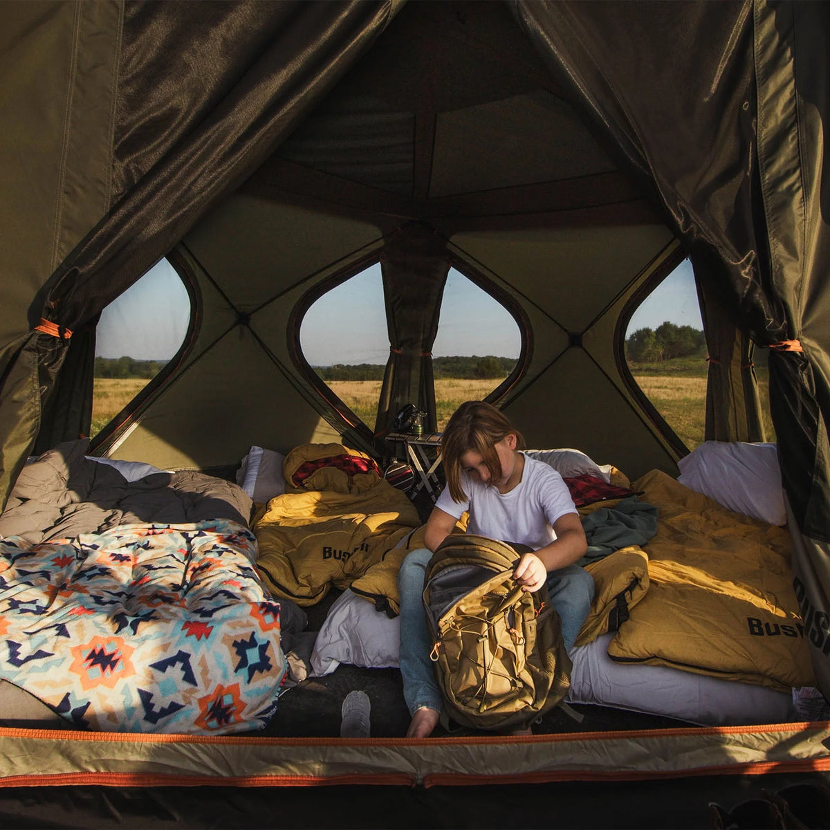 6P Pop-Up Hub Tent U880