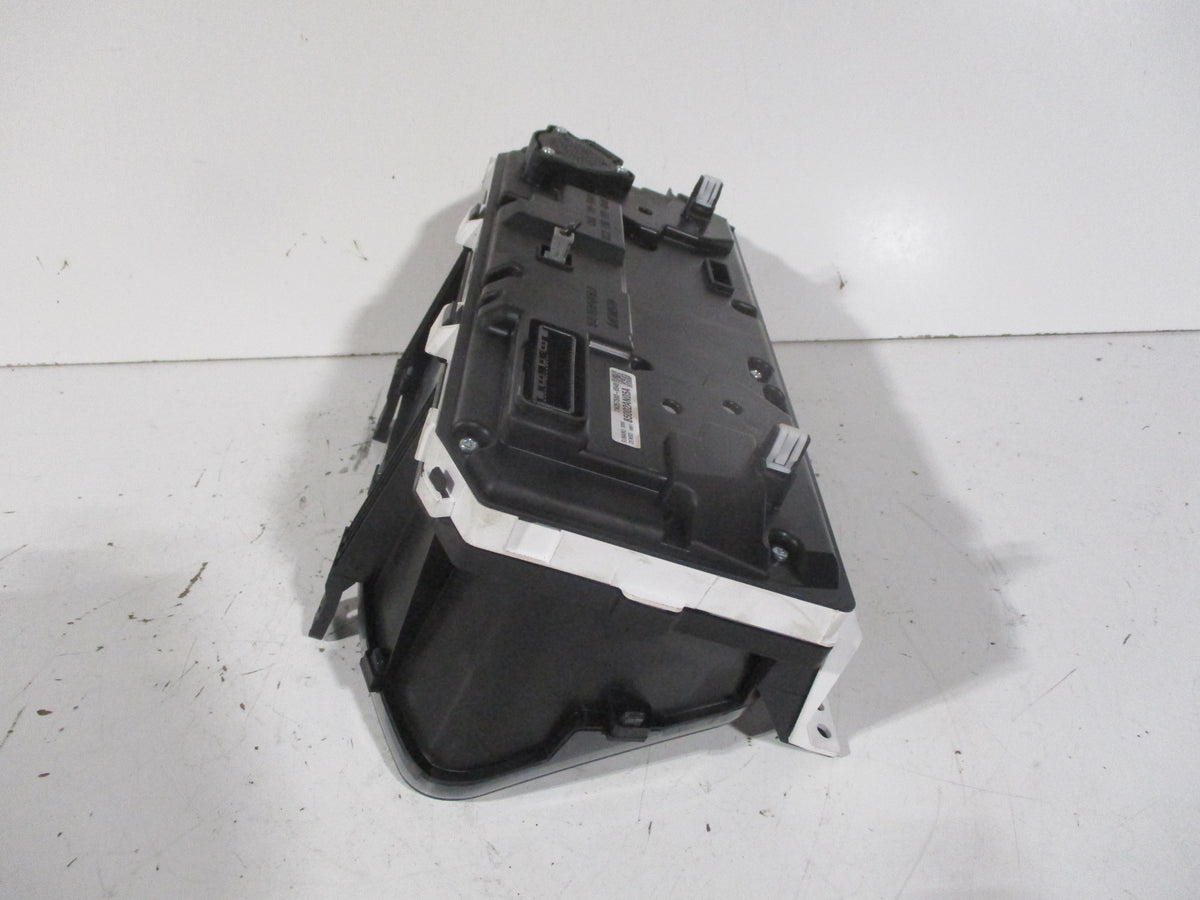 Pre-Owned Subaru Outback Speedometer Head Cluster 48k D263973